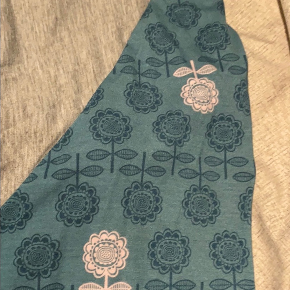 Lularoe Randy - Picture 2 of 3